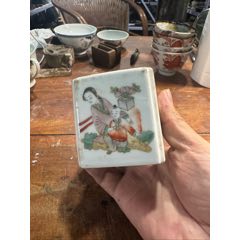 清同治粉彩水盂-￥466 元_彩繪瓷/彩瓷_7788網(wǎng)