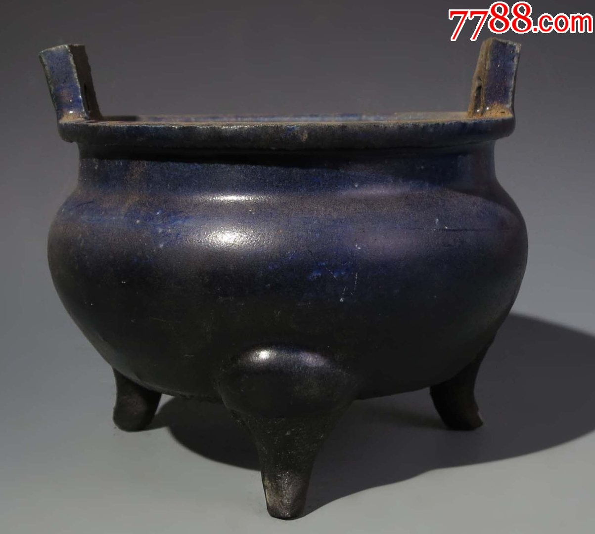 清晚期：藍(lán)釉三足雙耳香爐（本站已鑒定）_價(jià)格468元_第1張_7788收藏__收藏?zé)峋€