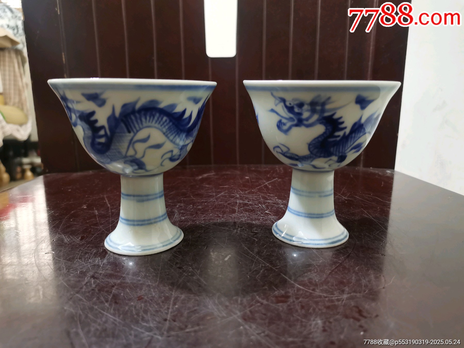 明時代 宣德年製款 古陶磁器 青花松竹梅高脚杯 酒杯 極細工