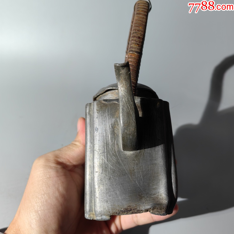 清末藤把提梁錫壺包老錫器錫壺錫爐錫盤錫罐錫盒錫茶葉筒錫雜_價格220元_第4張_7788收藏__收藏熱線