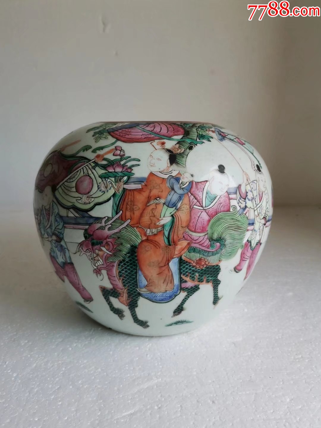 中国美術　粉彩麒麟送子紋碗 粉彩 手絵 同治年製在銘　唐物　骨董 靓宝格- 同治粉彩麒麟送子花卉纹折沿盆（尺寸较大）