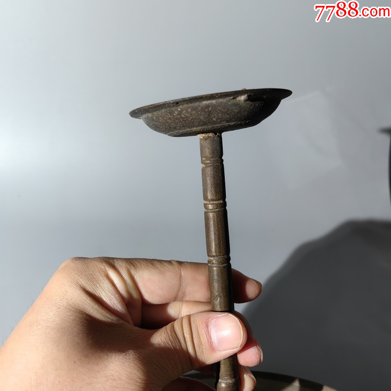 民國(guó)素面銅燭臺(tái)包老銅器香爐筆架錢幣鎮(zhèn)尺墨盒銅壺銅座佛像銅_價(jià)格260元_第3張_7788收藏__收藏?zé)峋€
