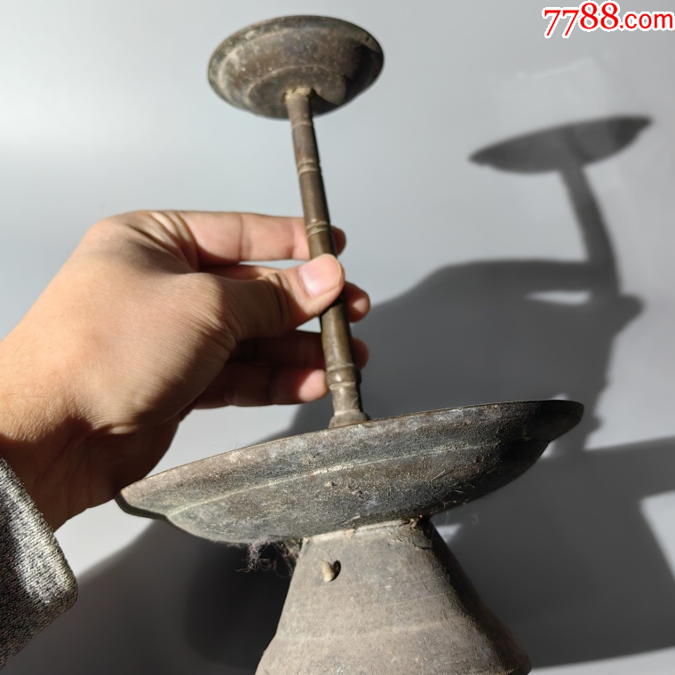 民國(guó)素面銅燭臺(tái)包老銅器香爐筆架錢幣鎮(zhèn)尺墨盒銅壺銅座佛像銅_價(jià)格260元_第6張_7788收藏__收藏?zé)峋€