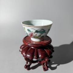 同治粉彩蟲(chóng)草紋杯盤(pán)碗杯碟壺罐瓶水洗水盂壁掛瓶蓋碗爐筆筒缸
