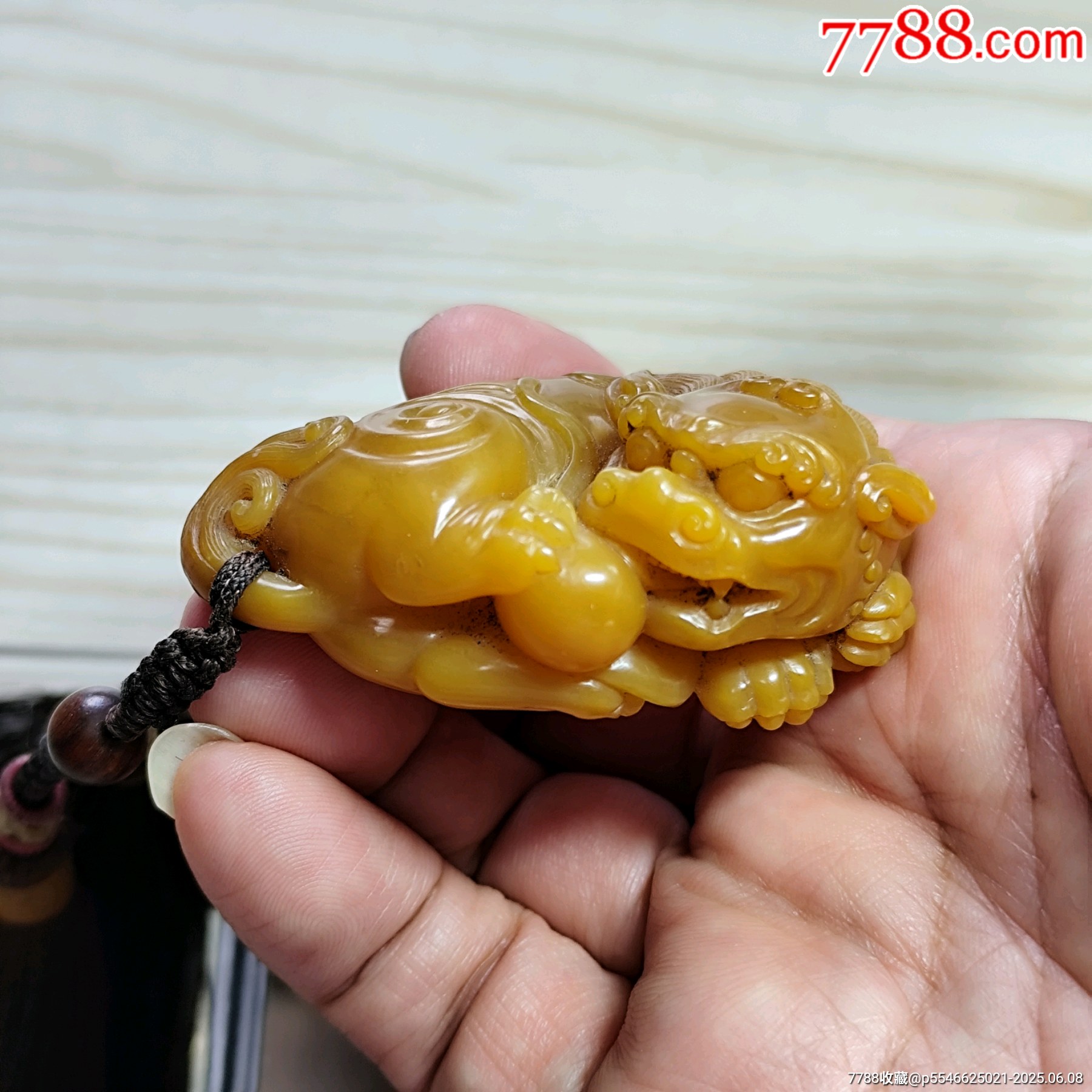 中国　玉石寿山石彫刻　蓮に鶴刻　置物　唐木台付　C　R5697 中国 玉石寿山石彫刻 蓮に鶴刻 置物 唐木台付 C R5697 中国 玉石
