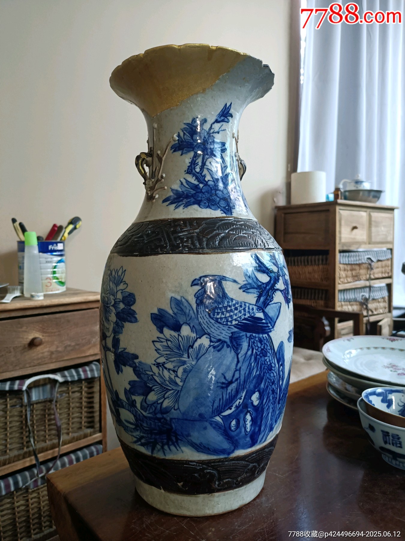 中国　清時代　哥釉青華花鳥紋大瓶　高さ45cm アンティーク　送料込み0604 中国 清時代 哥釉青華花鳥紋大瓶 高さ45cm アンティーク 送料込み