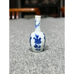 古玩旧藏清代康熙时期青花梅竹双君小天球瓶_青花瓷_顺应时代【7788旧书网】