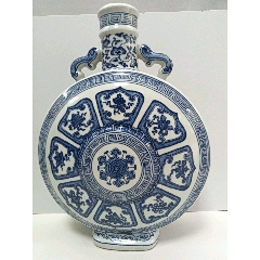 仿大清乾隆年制青花抱月瓶_青花瓷_旧梦寻珍【7788红宝书】