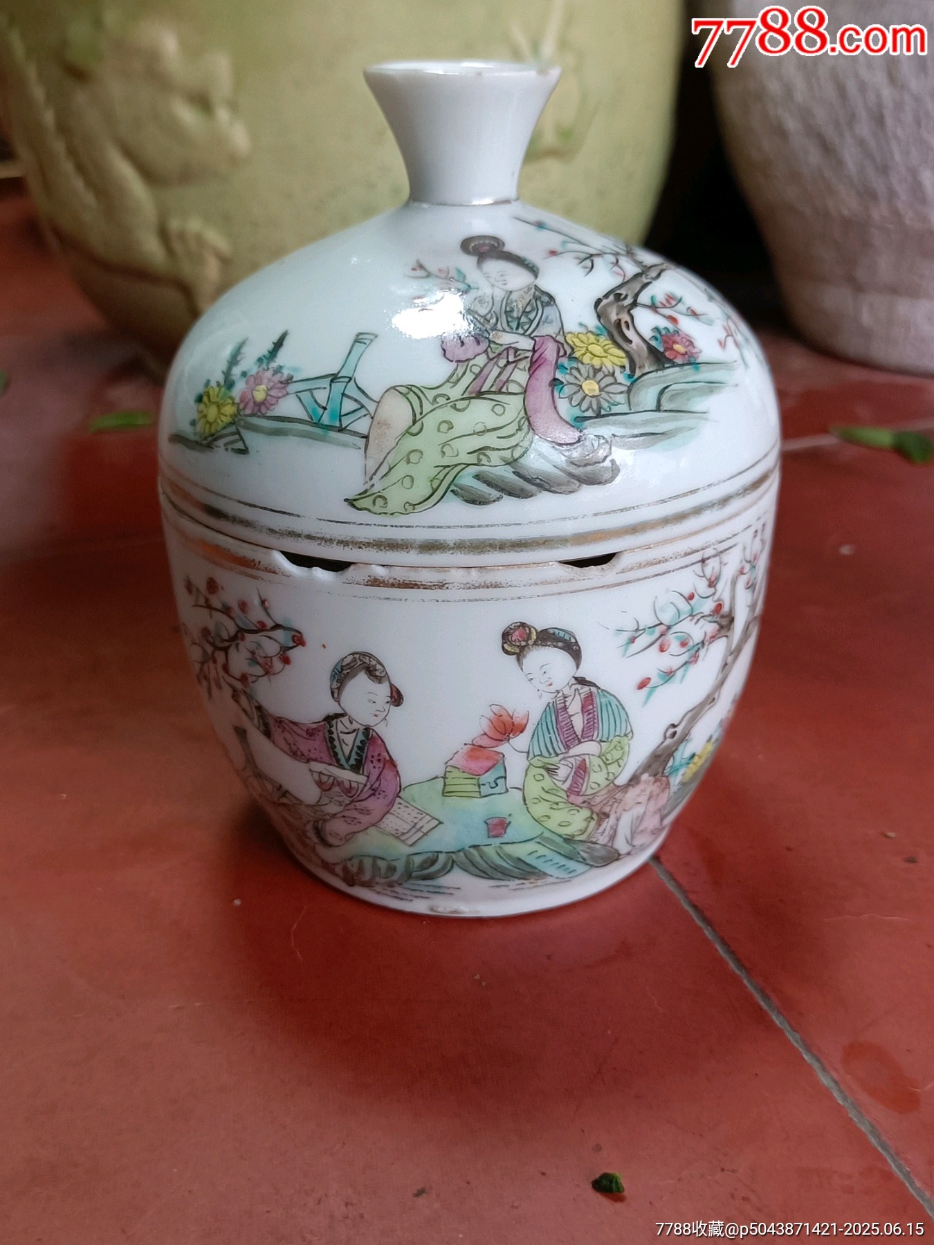 名家胡荣昌粉彩仕女盖罐，桃花美女盖罐，粉彩人物盖罐，细路粉彩，直径