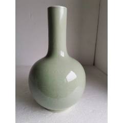 解放初五六七豆青釉暗刻纹花卉天球瓶-绿釉瓷-7788收藏