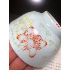 清未民初粉彩瓷花卉茶圓