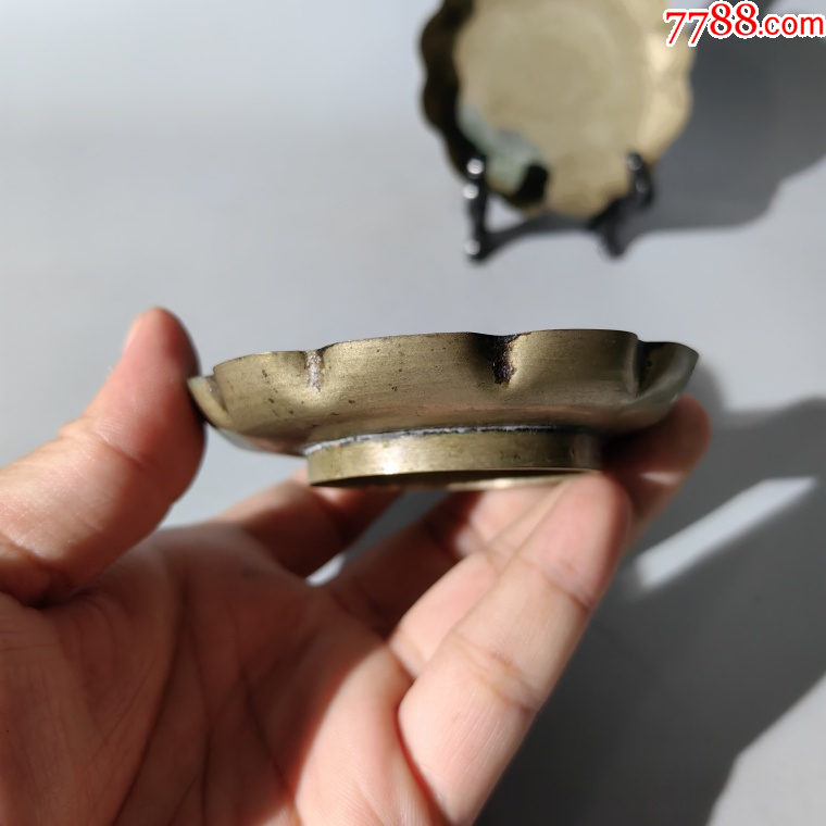 民國(guó)葵口銅盤一對(duì)包老銅器香爐筆架錢幣鎮(zhèn)尺墨盒銅壺銅座佛像_價(jià)格380元【清茗敘瓷丶】_第3張_7788收藏__收藏?zé)峋€