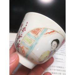 民國左右粉彩美人杯