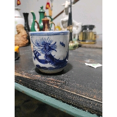 【和】周政作 ★香炉　美品 铜| 香炉以古法铸铜炉，器形典雅，皮壳醇古。炉盖镂雕，灵动古雅