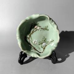 豆青釉陰刻花紋瓶 中国美術 中国古玩 豆青釉陰刻花紋瓶 中国美術 中国古玩 豆青釉陰刻花紋瓶 中国美術 中国