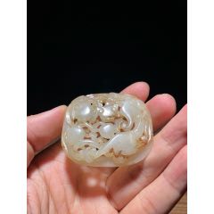 本玉 子供　天然石 老玉和田玉 清時代古玉　中国古美術　白砡白玉清代手彫 古玉老玉宋代明清玉器老和田白玉鏤雕持蓮童子玉佩
