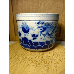 中国　香合　清朝時代　青華 清中期嘉道青花缠枝双龙香炉一对_青花瓷_宝月斋【7788旧书网】