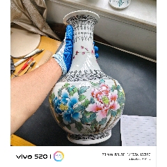 中国美術　大明嘉靖年製　粉彩花瓶　高さ44㎝　東Y7-0110①トヒオ A blue and white 'floral' vase, Mark and period of Jiajing