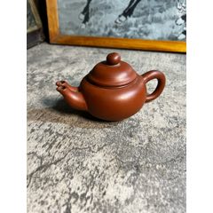 60，70年代，中国宜兴厂货，双流水平紫砂壶一把，盖修补y-紫砂壶-7788