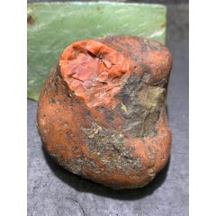 精美黑紅皮開窗料火焰紋南紅瑪瑙原石一顆，(se107993941)_文玩迷福利社