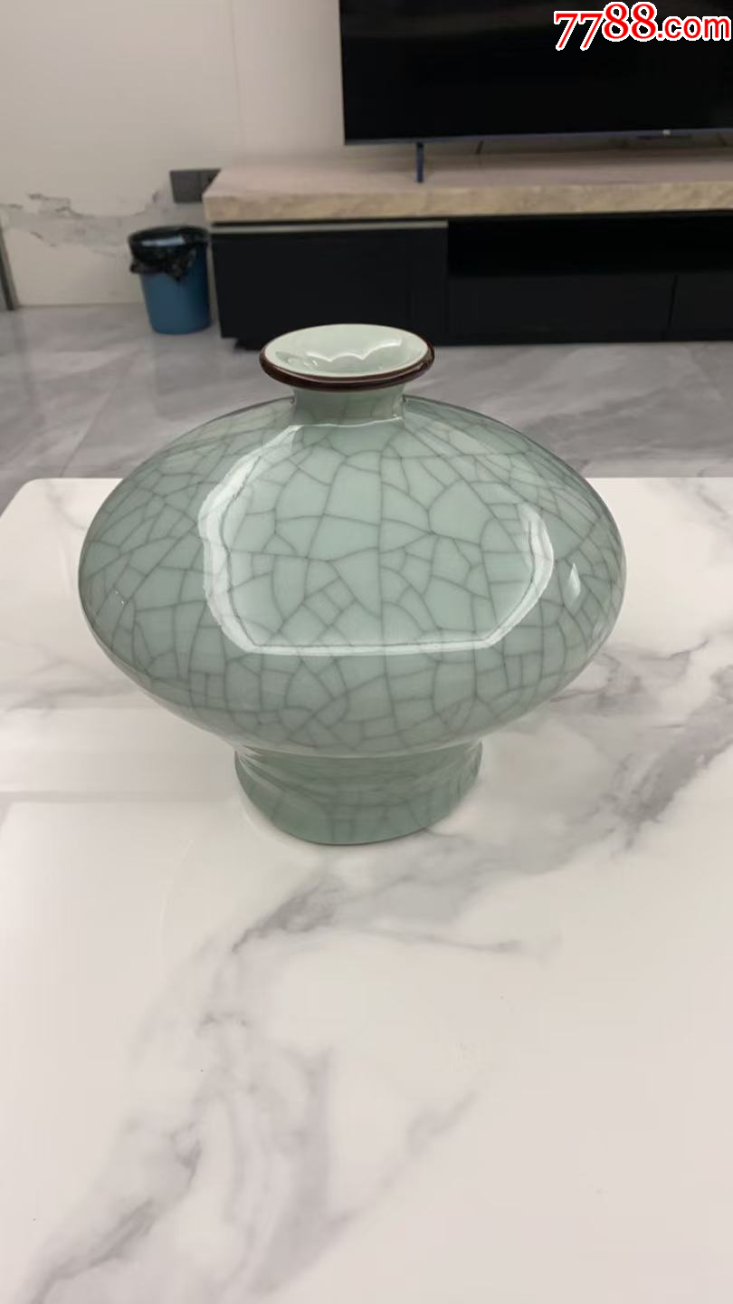 中国古美術・旧蔵品 宋代 官窑 双凤耳瓶・冰裂纹・青灰釉・花瓶・置物・茶道・文房 中国古美術・旧蔵品 宋代 官窑 双凤耳瓶・冰裂纹・青灰釉・花瓶