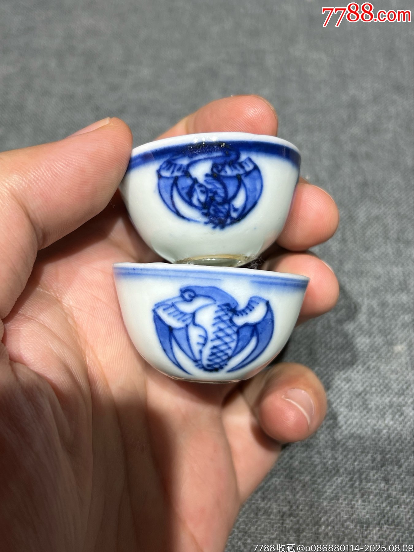 清時代青花 清代同光时期青花「团鹤纹」卧足牛眼杯-青花瓷-7788旧书网