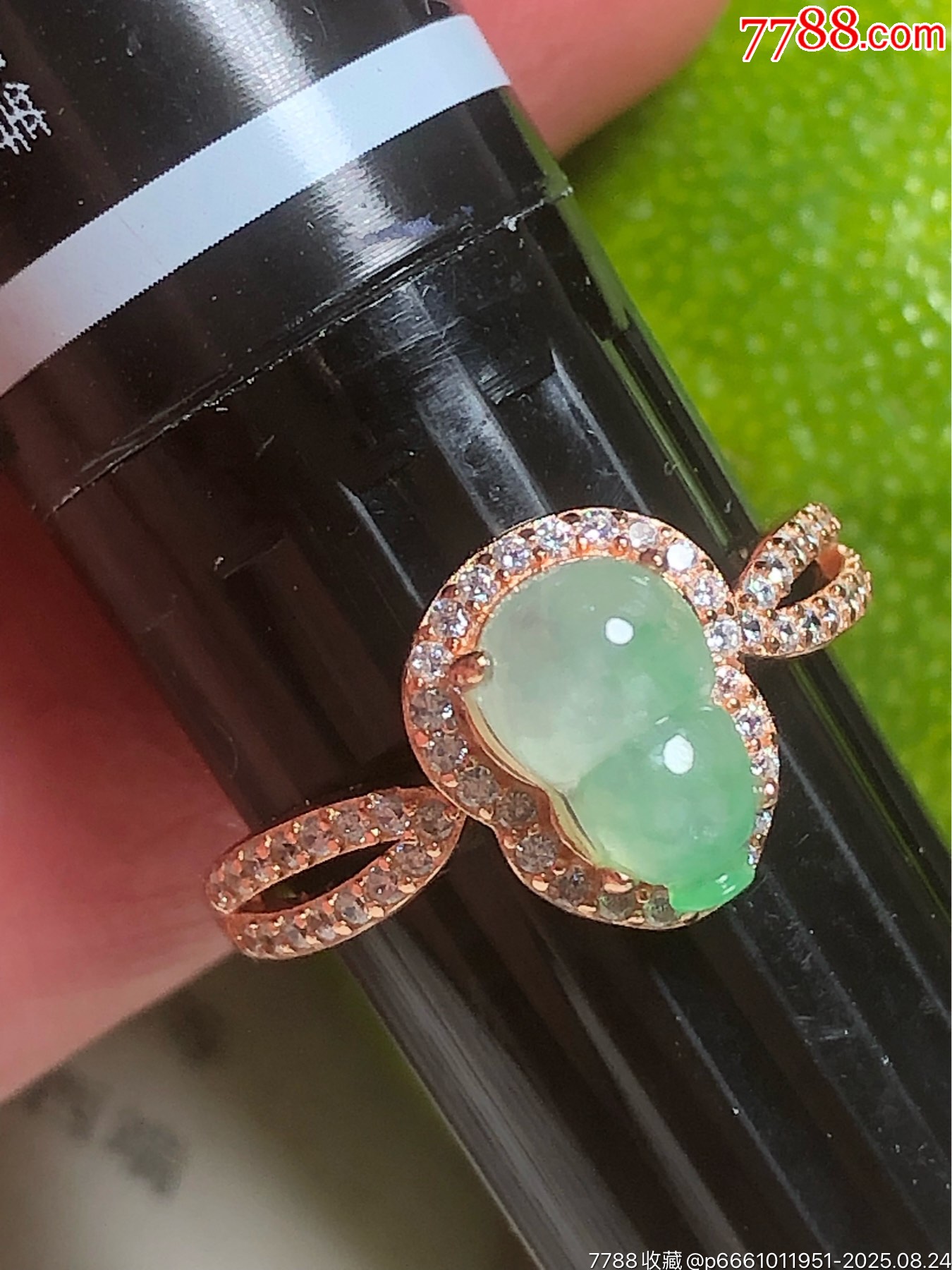 天然翡翠A貨糯冰飄綠戒指_價(jià)格570元_第3張_7788收藏__收藏?zé)峋€