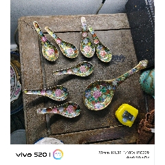 清末时期许顺昌造，满工绿地粉彩凤凰戏牡丹纹大号茶叶罐_旧瓷器_