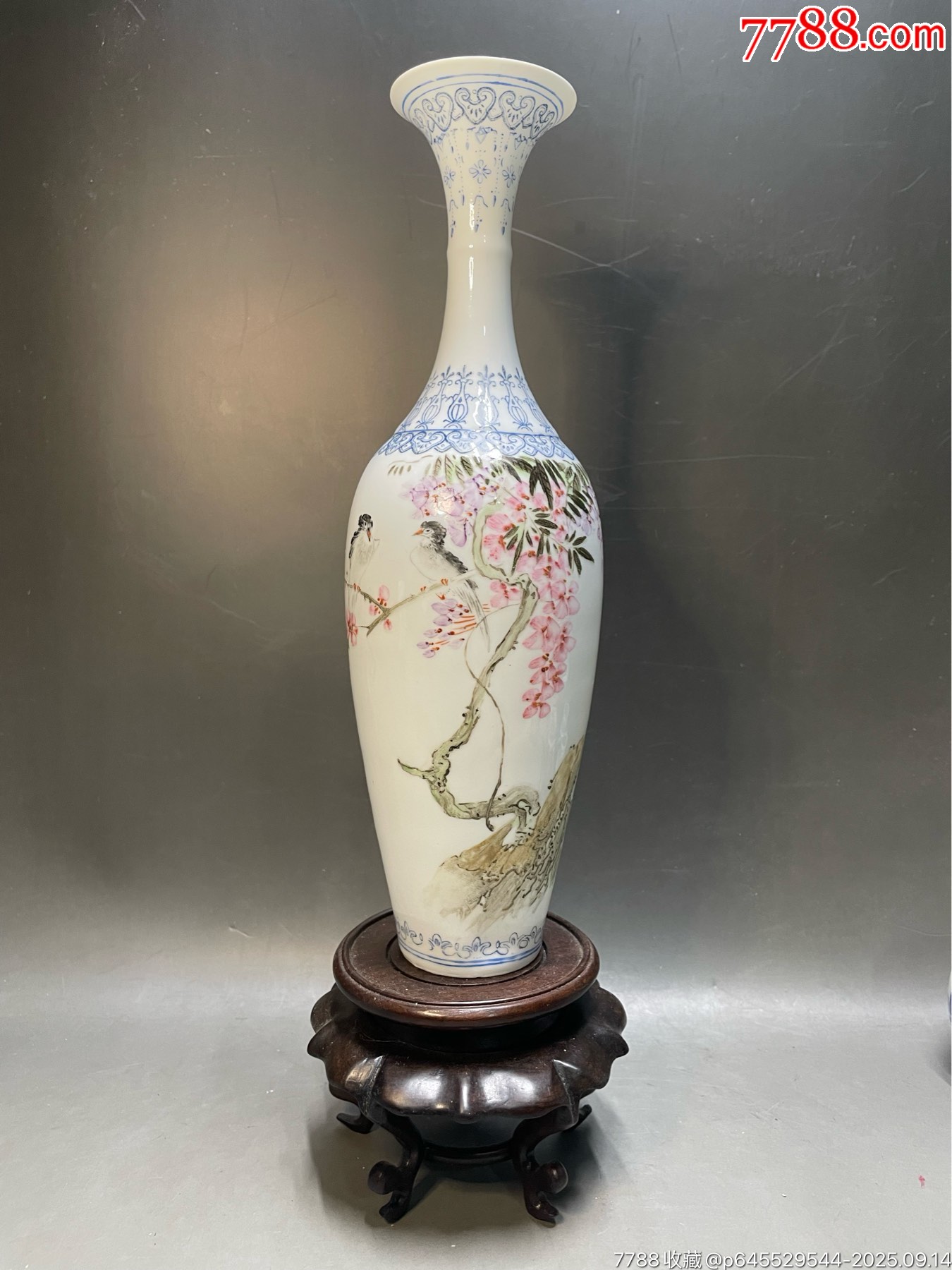 中国美術 古玩 米黄釉堆白花鳥花瓶 景德鎭製 58676823.jpg