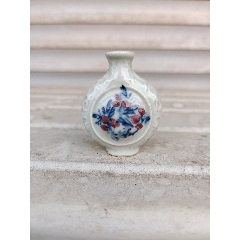 鼻煙壺 中國美術 琉璃 雞油黃 時代（清末〜民国） 鼻煙壺 中國美術 琉璃 雞油黃 時代（清末〜民国）