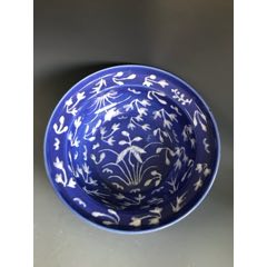 大开门清代祭蓝釉堆白花卉纹花盆_蓝釉瓷_产地图片_收藏价值_7788奇石收藏