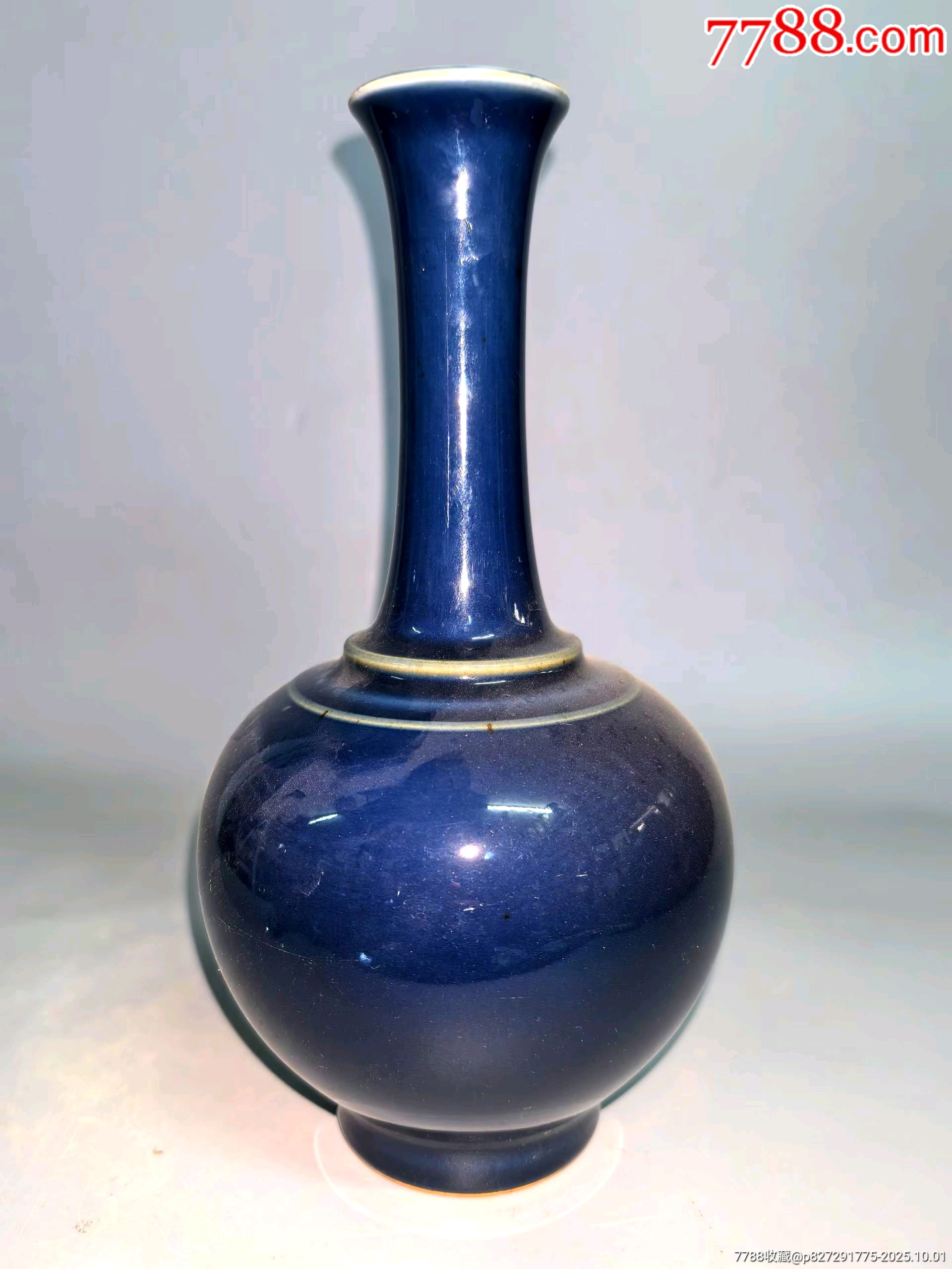 霁蓝釉长颈瓶-蓝釉瓷-7788红宝书