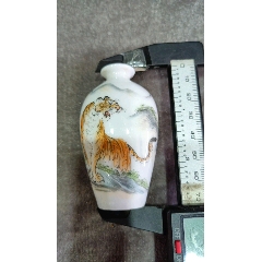 青花釉里红人物鼻烟壶，底款“康熙年制”_旧鼻烟壶_程饶金【7788