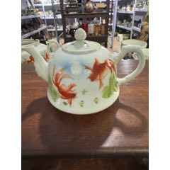 景德镇手绘金鱼茶壶_彩绘瓷/彩瓷_收藏行情_回收价格_7788邮票收藏