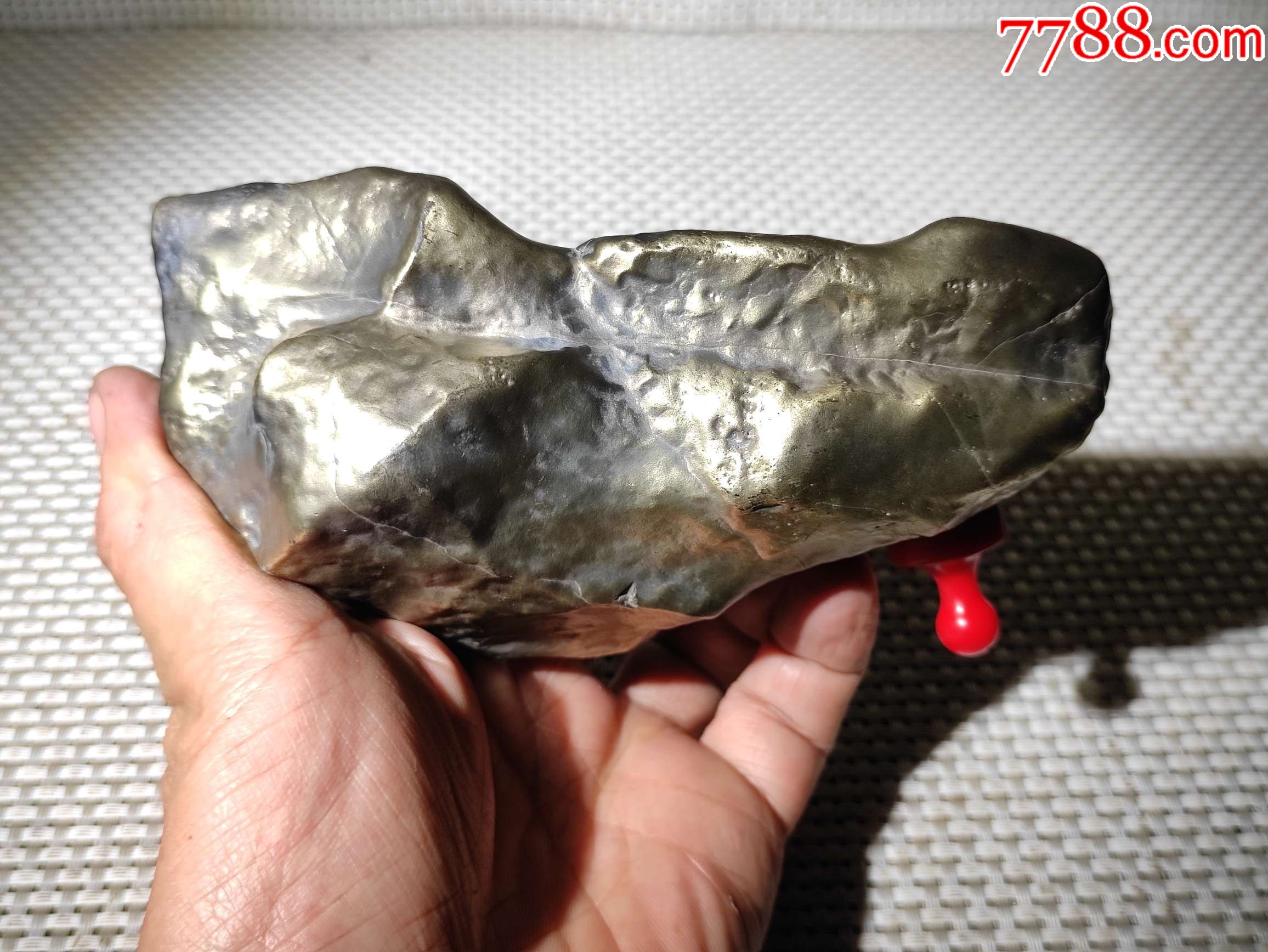 1145」黑色新疆隕石 隕石 不完全燃焼皮付 非常に珍しい 約18kg L411