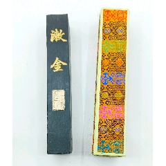 上海墨厂*八十年代*松烟三宝之一《黄山松液》二两净重约:72克-徽墨/墨