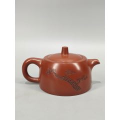 老珍藏，《浙寧玉成窑造》底款，盖款［心舟］，刻绘老紫砂壶一把，保存