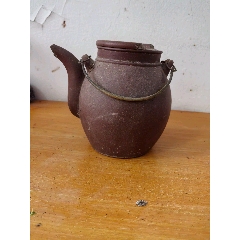 民國后期紫砂茶壺，砂質一流，做工精細，可惜蓋子壞了，嘴巴上也還壞，口直徑8.5厘-￥60 元_紫砂壺_7788網