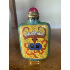 民国鸡油黄老琉璃鼻烟壶_鼻烟壶_产地图片_收藏价值_7788奇石收藏