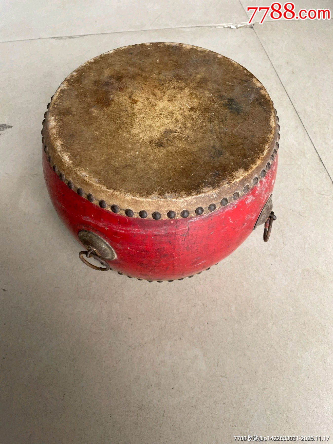 牛皮小鼓，正常使用，民俗馆陈设布景-八角鼓/腰鼓/鼓-7788徽章收藏