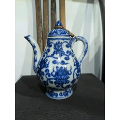 古玩旧藏】明宣德青花缠枝莲纹执壶_青花瓷_图片鉴赏_收藏价值_7788