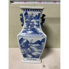 大清乾隆年制”款青花釉里红长颈瓶_青花瓷_图片欣赏_收藏价值_7788