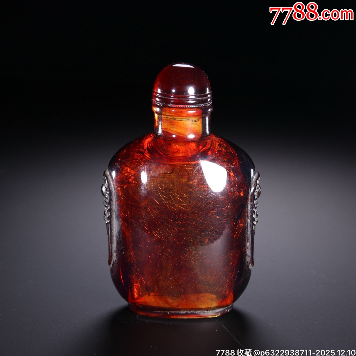 晚清回流老琥珀鼻烟壶规格：高14.2cm宽6.6cm壶身通透，琥珀色-琥珀