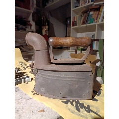 木炭熨斗(se109851969)