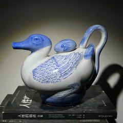 中国古美術・明宣徳・果皮緑地青花宝相紋・抱月瓶・青花磁・壺・花瓶・古陶磁・唐物 中国古美術・明宣徳・果皮緑地青花宝相紋・抱月瓶・青花