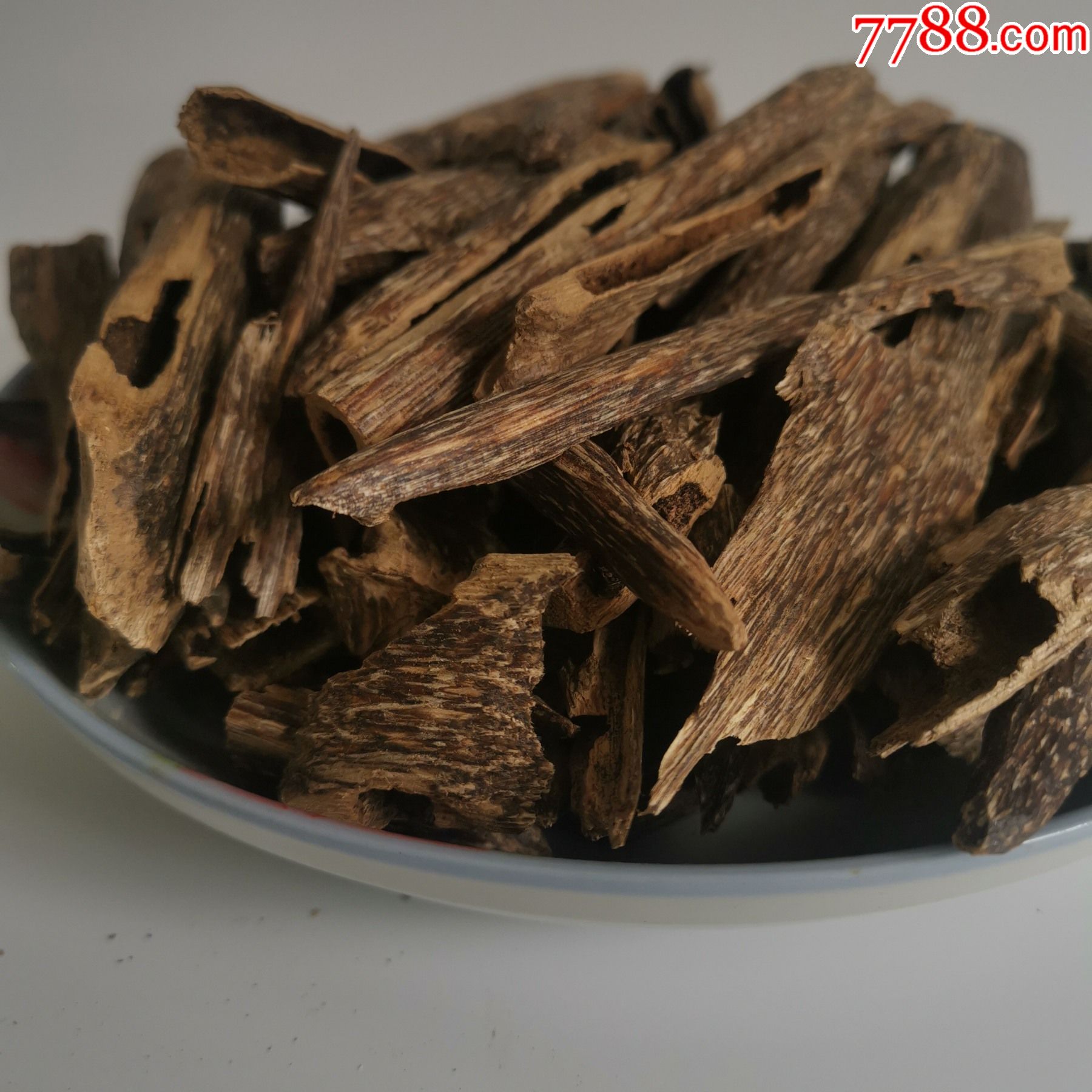 003天然随形虫漏沉香香薰香料泡水泡茶泡酒暖胃持久留香