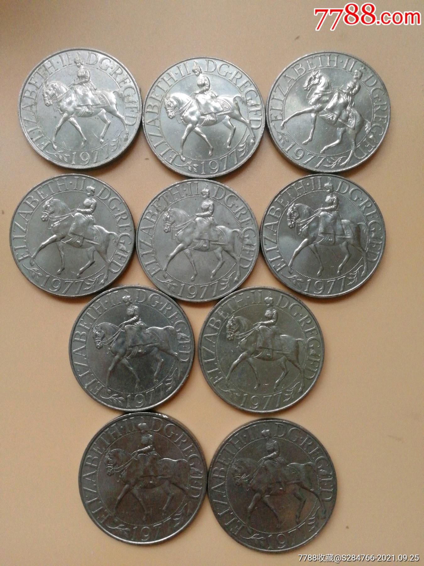 1977年英国伊丽莎白女王登基25周年纪念币英国克朗币直径38mm