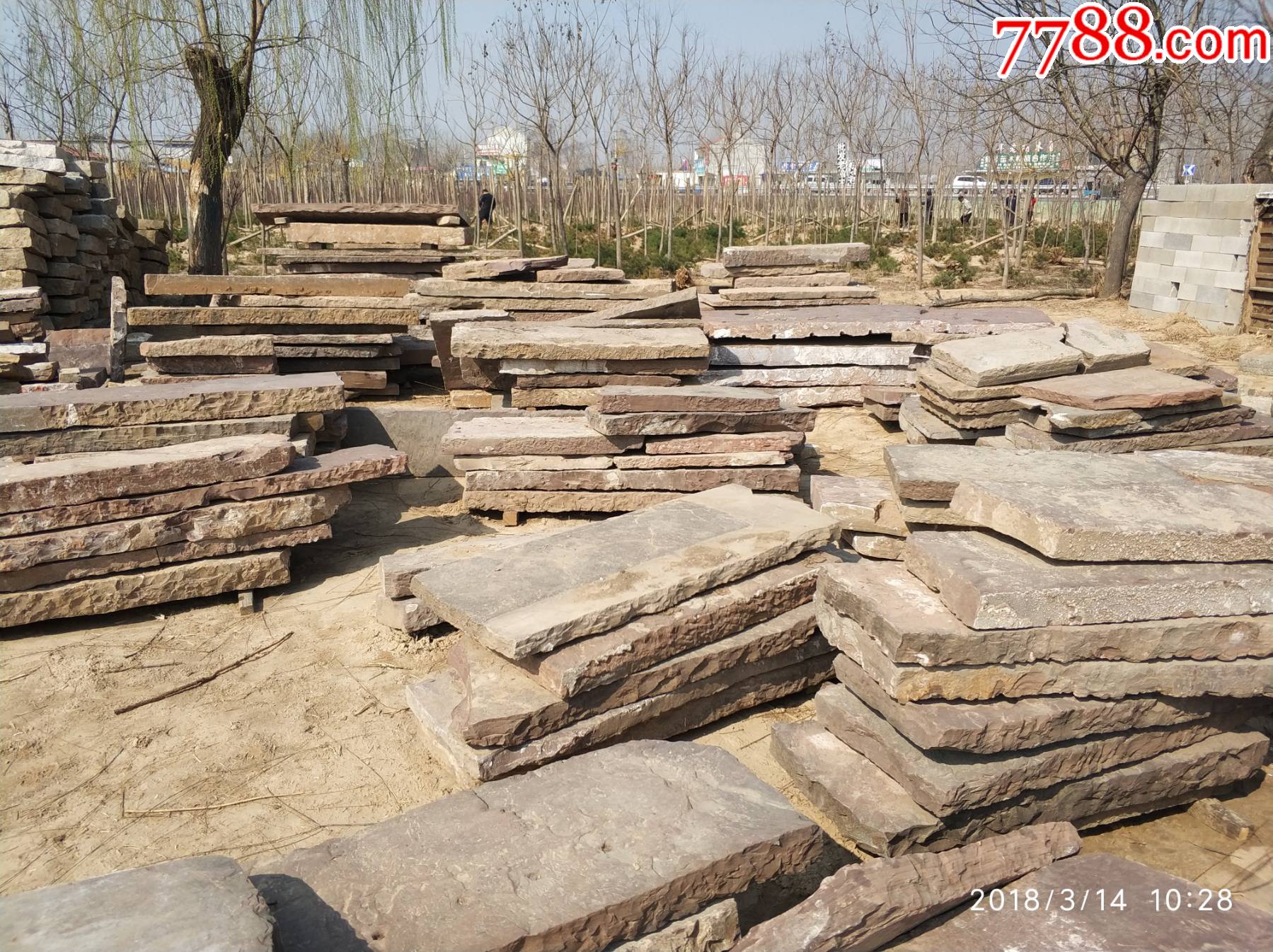 砌墙老石块砌墙石老石板石条石块石堆