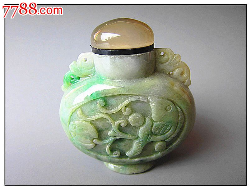 翡翠鼻烟壶2