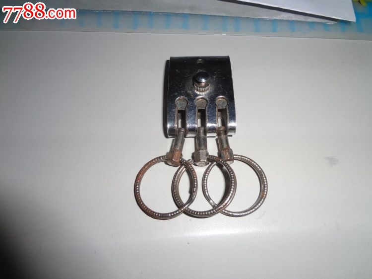 一个90年代三保王钥匙扣